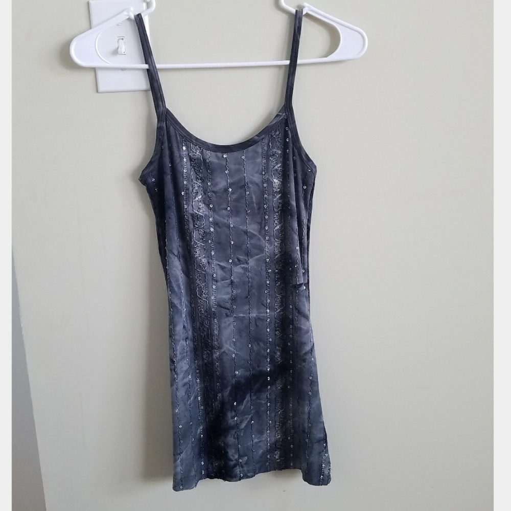 🚫SOLD! BKE Smokey Tye Dye Gray Sequin Tank Top